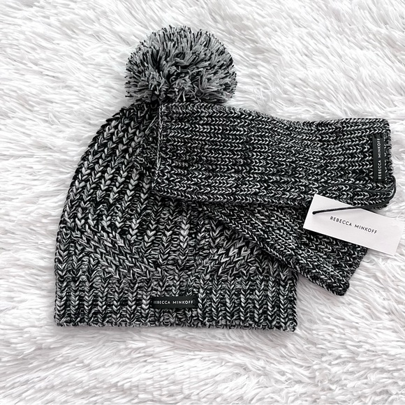 Rebecca Minkoff | New With Tags✨ Black & Grey Marled Knit Beanie & Armwarmer Set - Picture 4 of 7